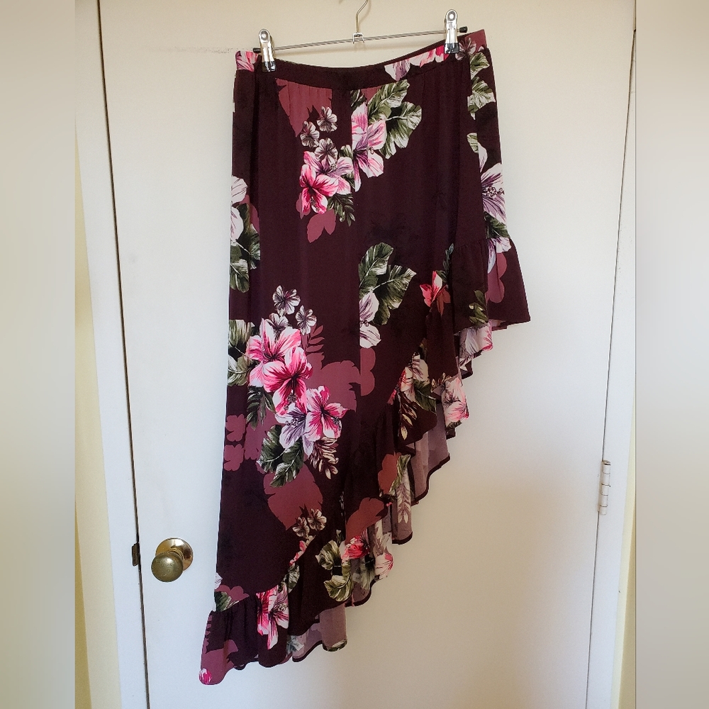 Express high-low floral maxi skirt, size M